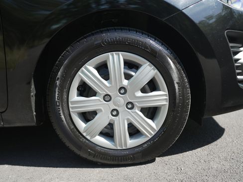 Used 2023 Kia Rio S image 11