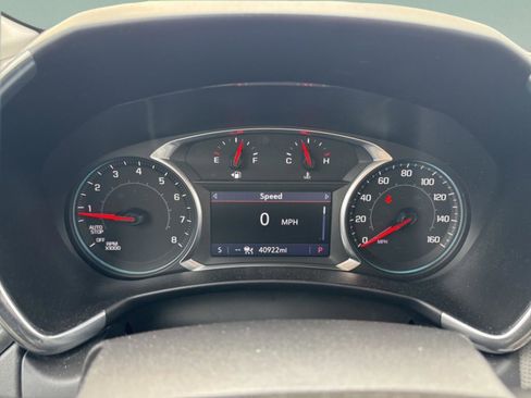 Used 2020 Chevrolet Equinox Premier image 16