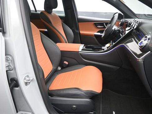 New 2026 Mercedes-Benz GLC 43 AMG 4MATIC Coupe image 30
