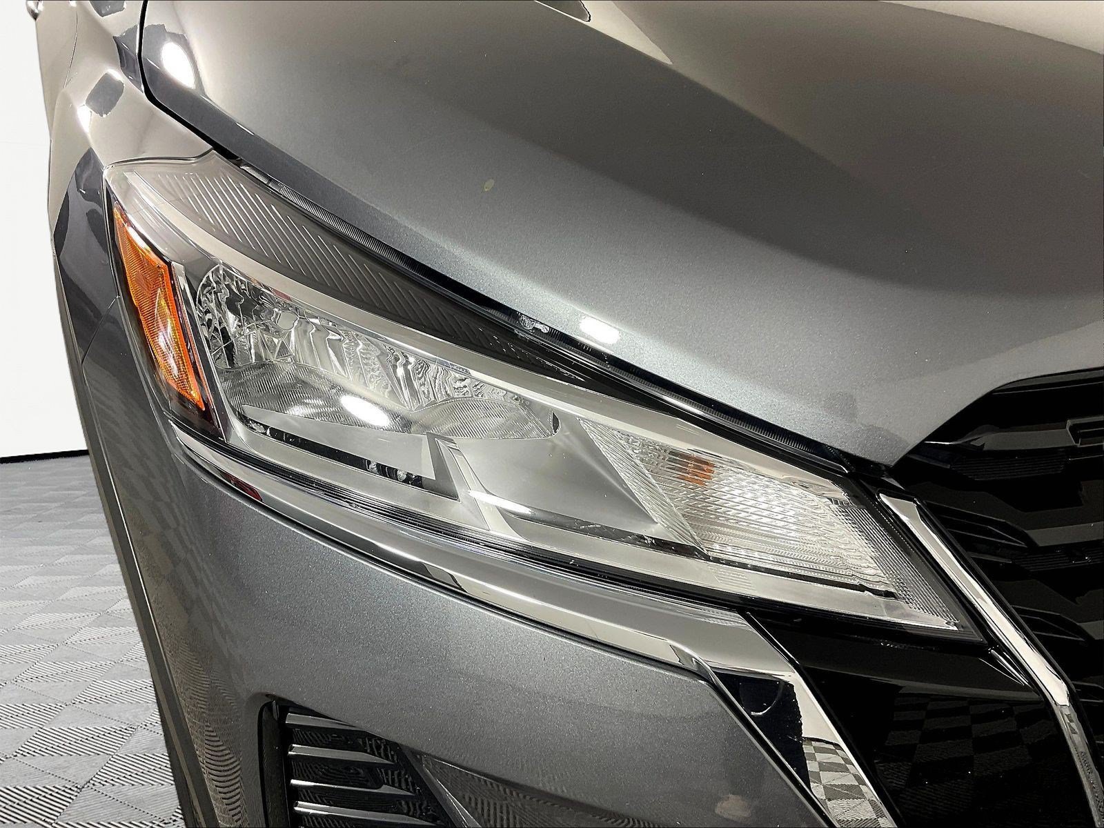 Certified 2023 Nissan Kicks SV FWD image 31