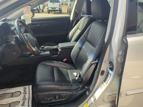 Used 2013 Lexus ES 350 w/ Premium Pkg image 16