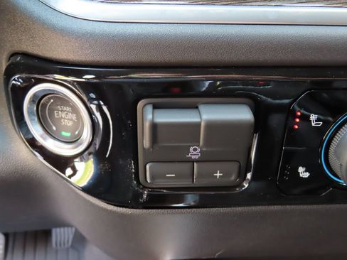 New 2026 Chevrolet Silverado 1500 RST AWD/4WD image 10