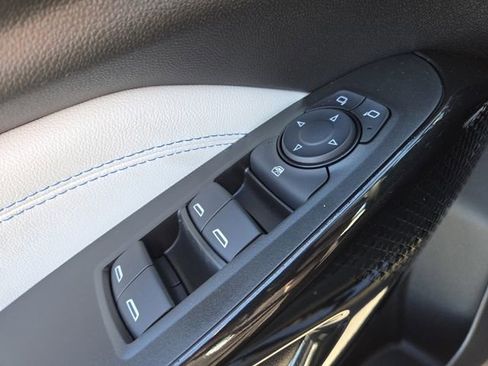 New 2026 Chevrolet Trax LT w/ Driver Confidence Package image 32