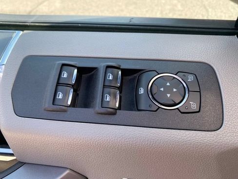 Used 2019 Ford F150 XLT w/ Equipment Group 302A Luxury AWD/4WD image 31