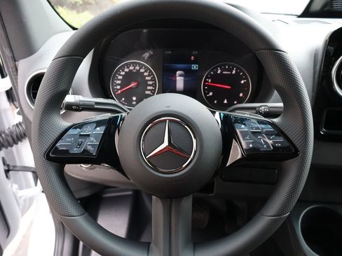 New 2026 Mercedes-Benz Sprinter 2500 image 33
