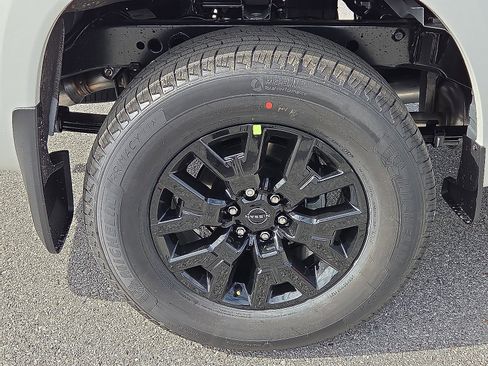 New 2026 Nissan Frontier SV w/ SV Convenience Package image 8