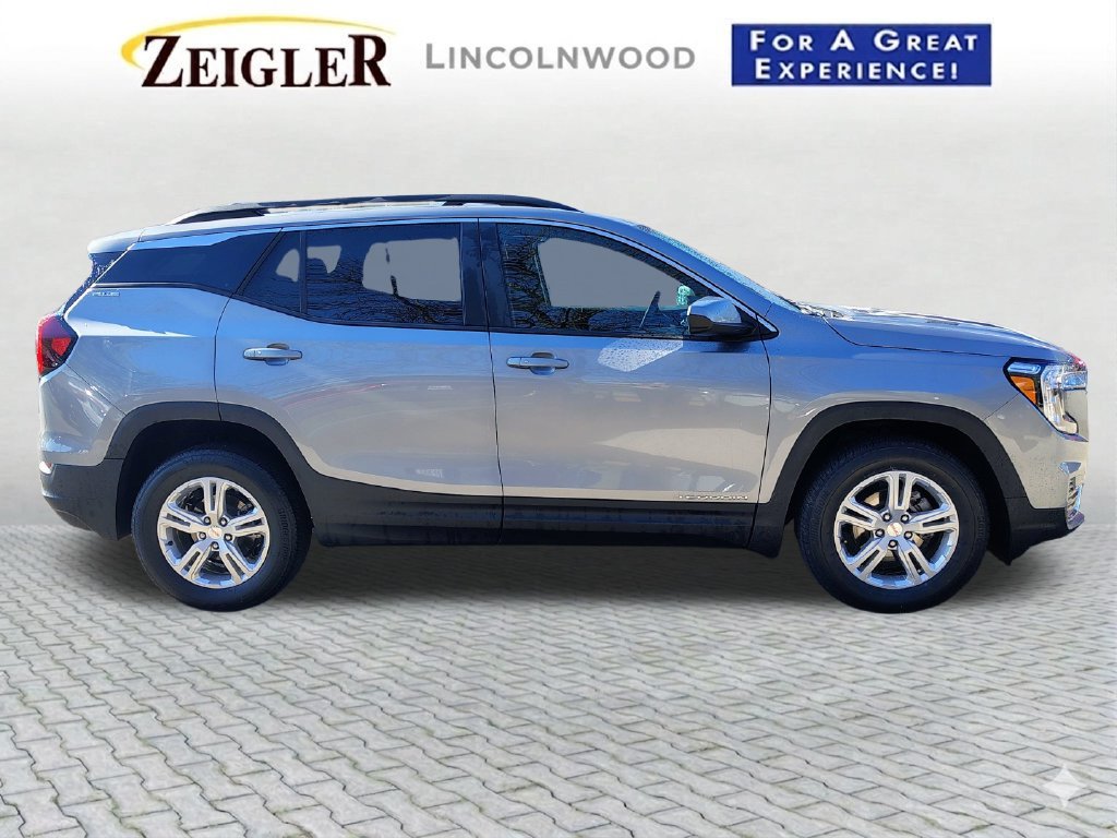 Used 2024 GMC Terrain SLE w/ Driver Convenience Package AWD/4WD image 11
