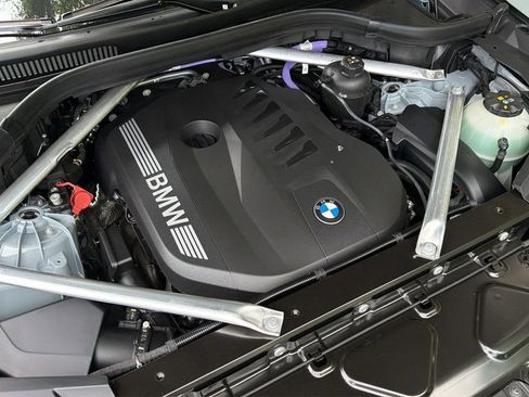 New 2026 BMW X5 xDrive40i AWD/4WD image 32