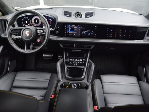 Certified 2024 Porsche Cayenne Turbo GT AWD/4WD image 12