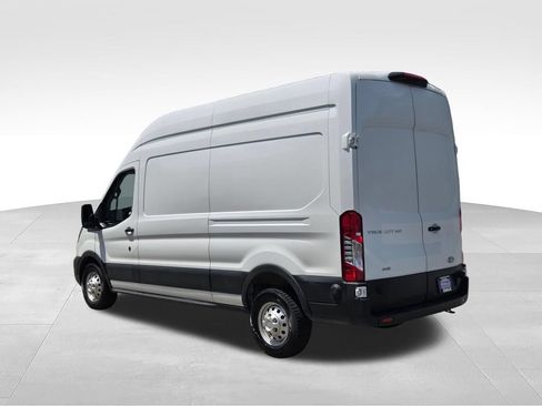 Used 2025 Ford Transit 250 148 High Roof AWD image 18