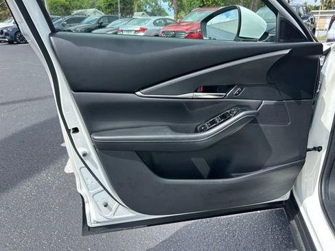 Used 2023 MAZDA CX-30 AWD 2.5 S w/ Preferred Package image 12