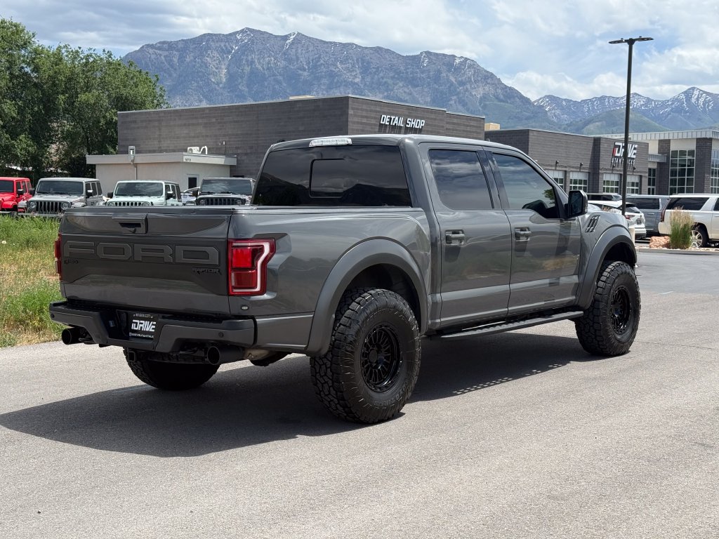 Used 2020 Ford F150 Raptor w/ Equipment Group 802A Luxury AWD/4WD image 9