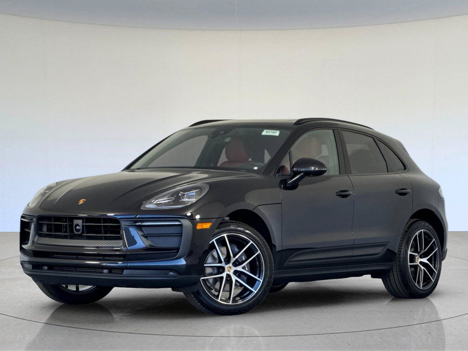 Certified 2026 Porsche Macan AWD/4WD image 1