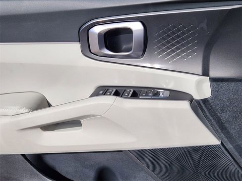 New 2026 Kia Sorento S image 6