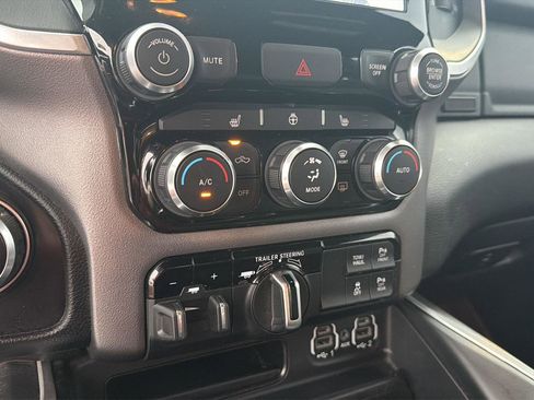Used 2022 RAM 1500 Big Horn RWD image 27