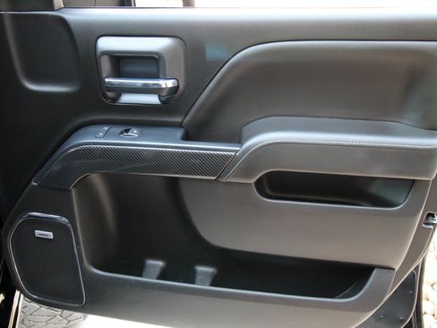 Used 2019 Chevrolet Silverado 2500 High Country w/ Duramax Plus Package AWD/4WD image 35