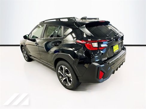 Certified 2025 Subaru Crosstrek 2.0i Premium image 7
