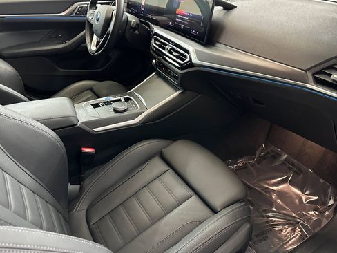 Certified 2023 BMW i4 eDrive35 image 32