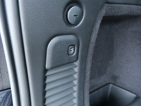 Used 2024 Dodge Durango GT image 34