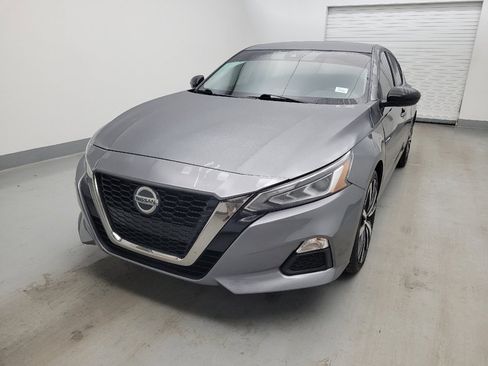 Used 2021 Nissan Altima 2.5 SR FWD image 15