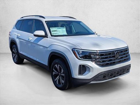 New 2026 Volkswagen Atlas SE image 3