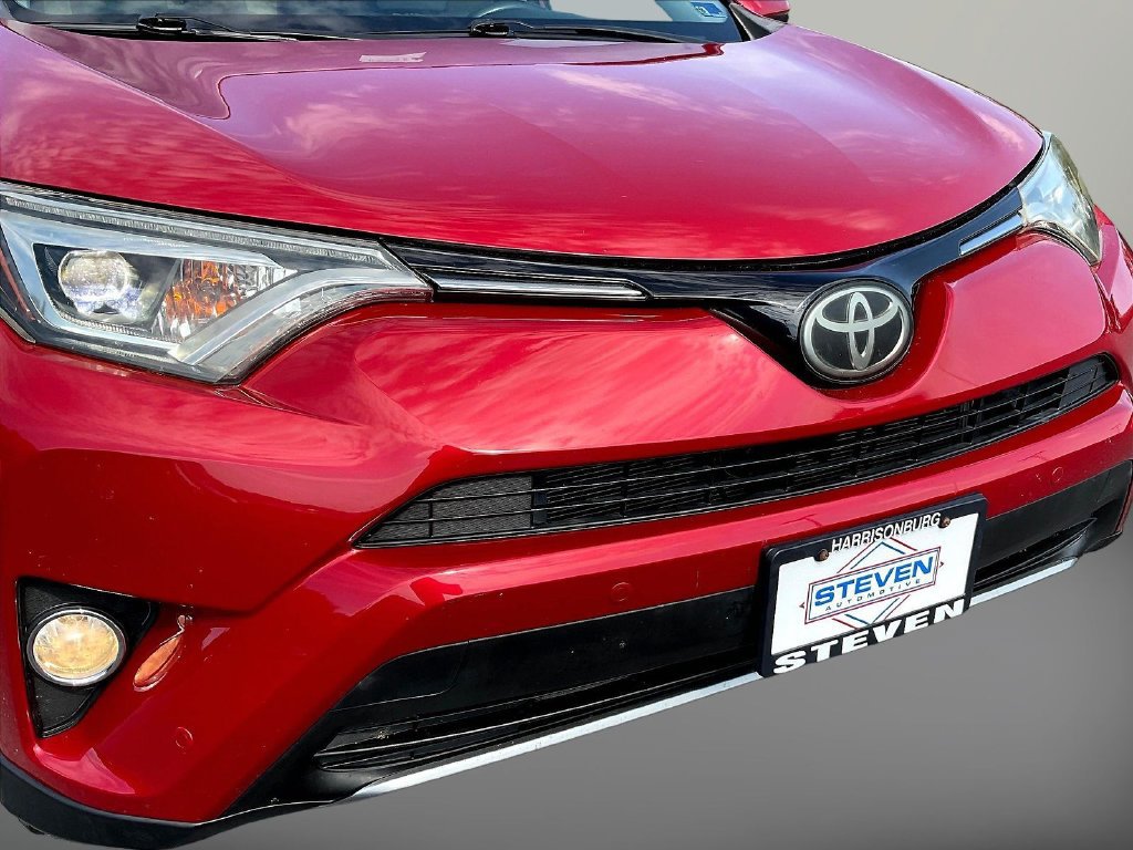 Used 2017 Toyota RAV4 Limited AWD/4WD image 35