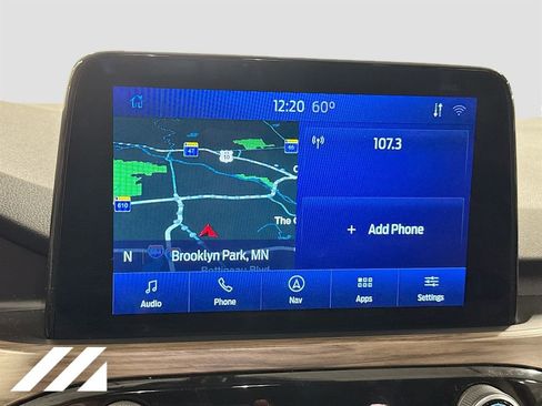 Used 2020 Ford Escape Titanium image 17