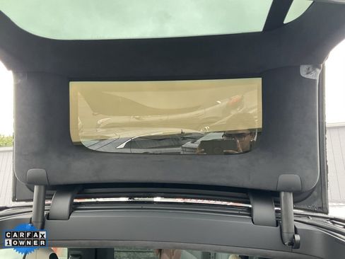 Used 2018 Tesla Model X 75D image 32