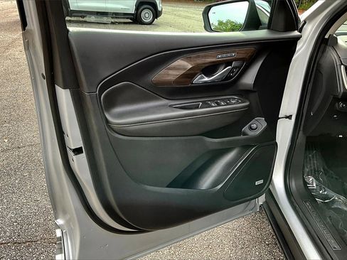 Certified 2020 GMC Terrain Denali w/ Denali Premium Package image 18