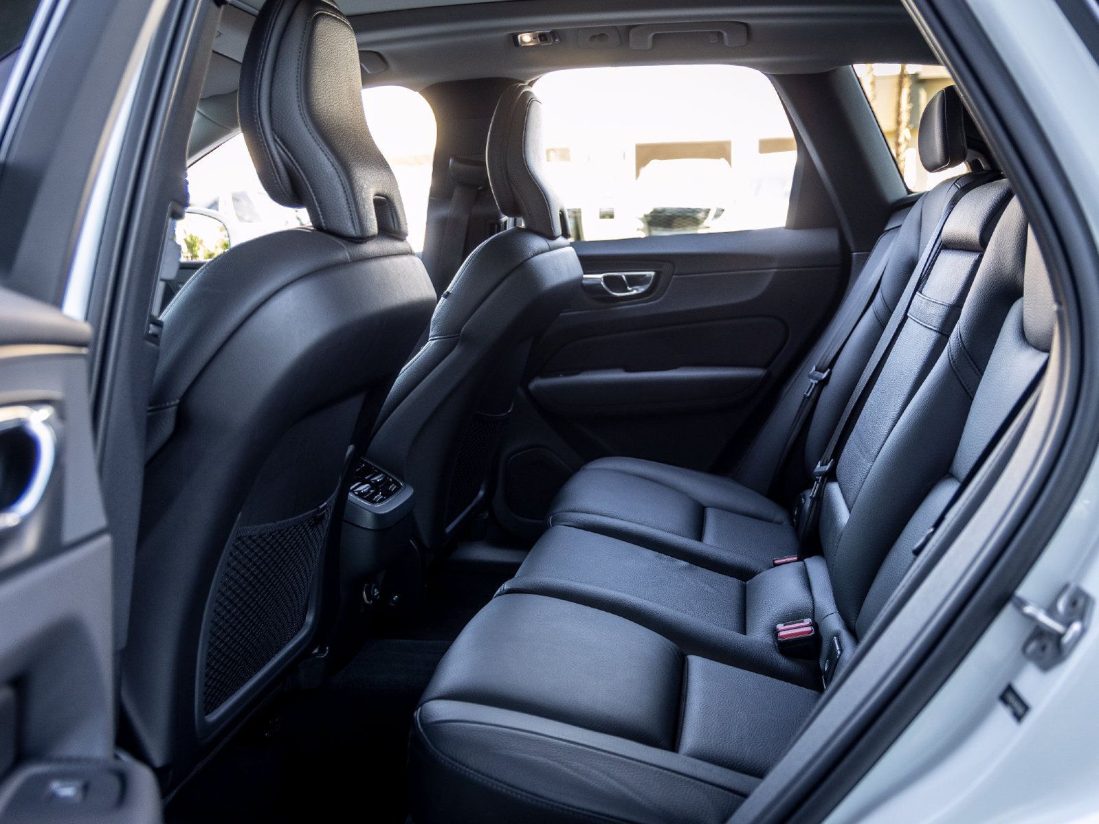 Used 2019 Volvo XC60 T5 Inscription AWD/4WD image 25