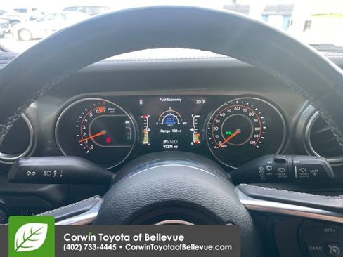 Used 2018 Jeep Wrangler Unlimited Sahara w/ LED Lighting Group image 9