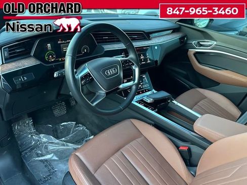 Used 2019 Audi e-tron Premium Plus image 14