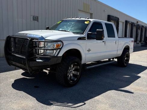 Used 2012 Ford F250 Lariat w/ Chrome Pkg image 4