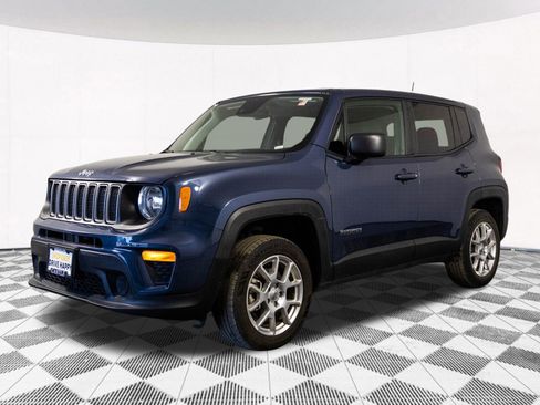 Used 2023 Jeep Renegade Latitude image 10