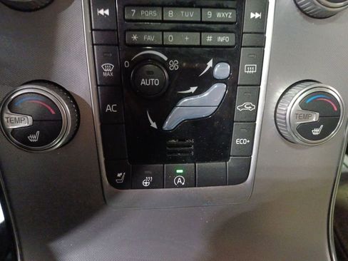 Used 2018 Volvo S60 T5 Dynamic w/ Protection Package image 17