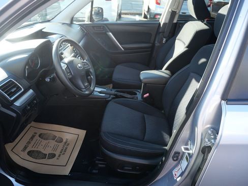 Used 2016 Subaru Forester 2.5i Premium w/ All-Weather Package image 10