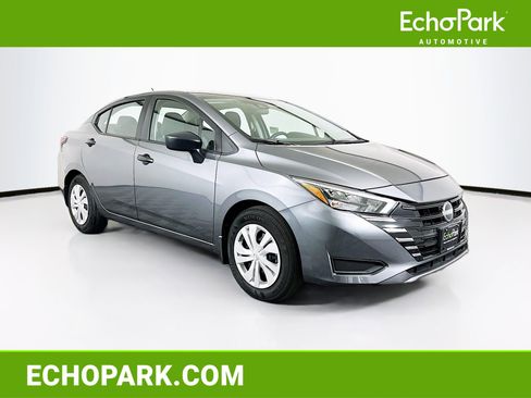 Used 2025 Nissan Versa S w/ Trunk Package image 1