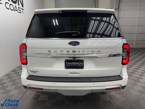 Used 2024 Ford Expedition Limited image 10