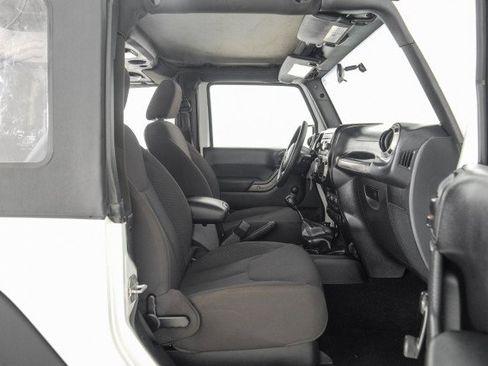 Used 2013 Jeep Wrangler Sport AWD/4WD image 27