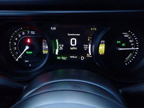 Used 2025 Jeep Wrangler Unlimited Rubicon 4xe image 26