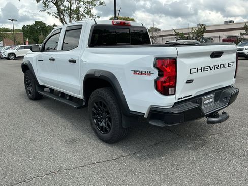Used 2026 Chevrolet Colorado Trail Boss AWD/4WD image 2