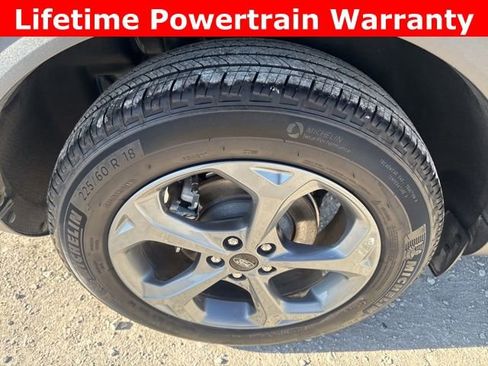 Used 2025 Ford Escape ST-Line image 23