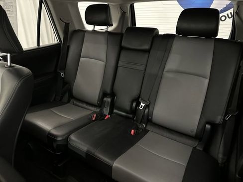 Used 2016 Toyota 4Runner 4WD image 27