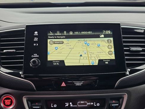 Used 2025 Honda Passport TrailSport image 24