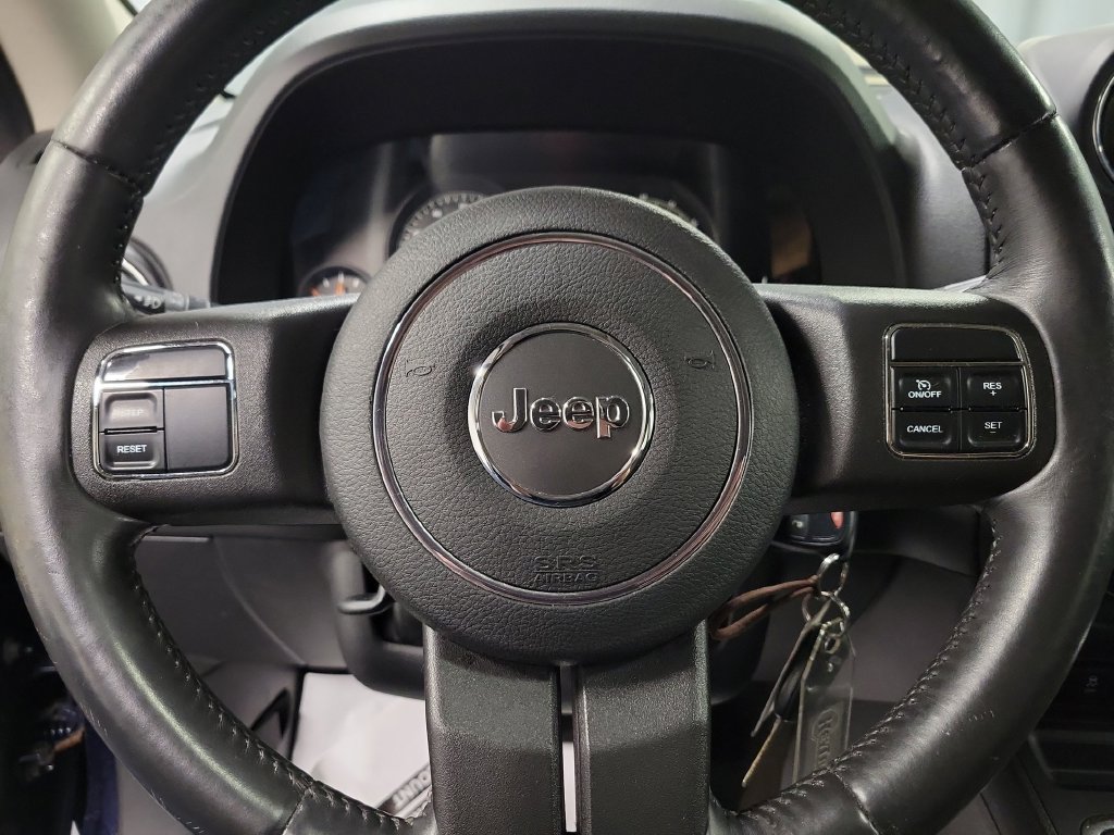 Used 2014 Jeep Patriot Latitude w/ Sun/Sound Group FWD image 23
