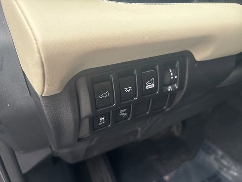 Used 2021 Subaru Ascent Limited w/ Popular Package #2 image 23