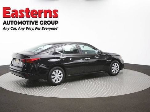 Used 2024 Nissan Altima 2.5 S FWD image 39