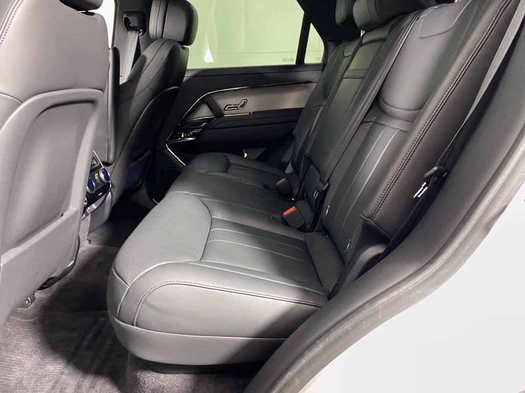 Used 2023 Land Rover Range Rover Sport SE AWD/4WD image 25