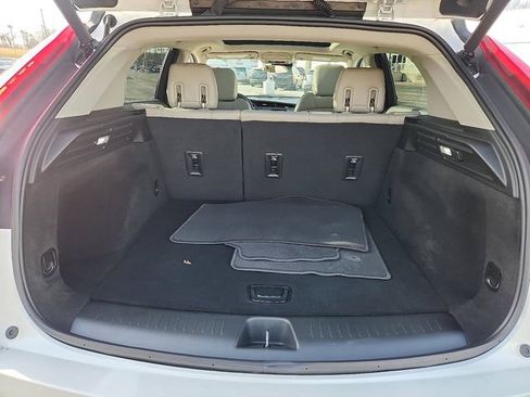 Certified 2023 Cadillac XT4 Luxury w/ Cold Weather Package image 25