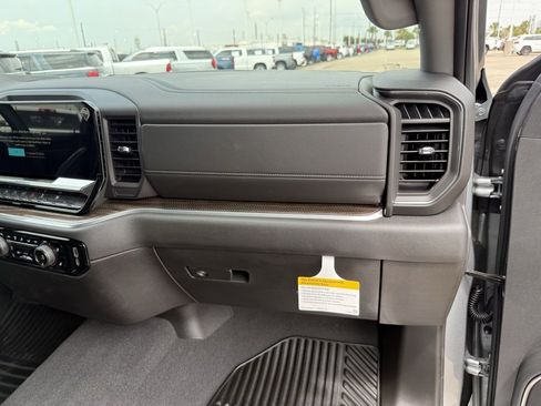 New 2026 Chevrolet Silverado 1500 LT image 47